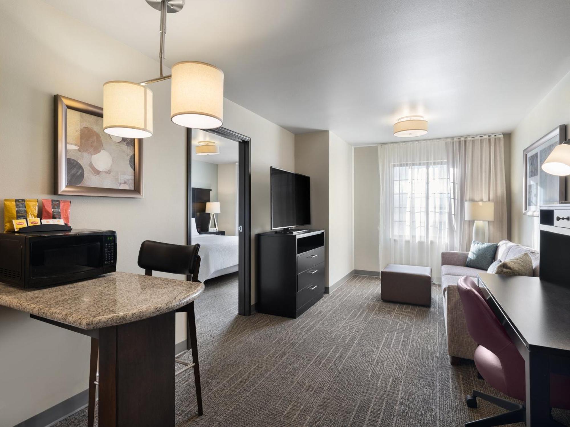 Staybridge Suites Midvale By Ihg Екстериор снимка